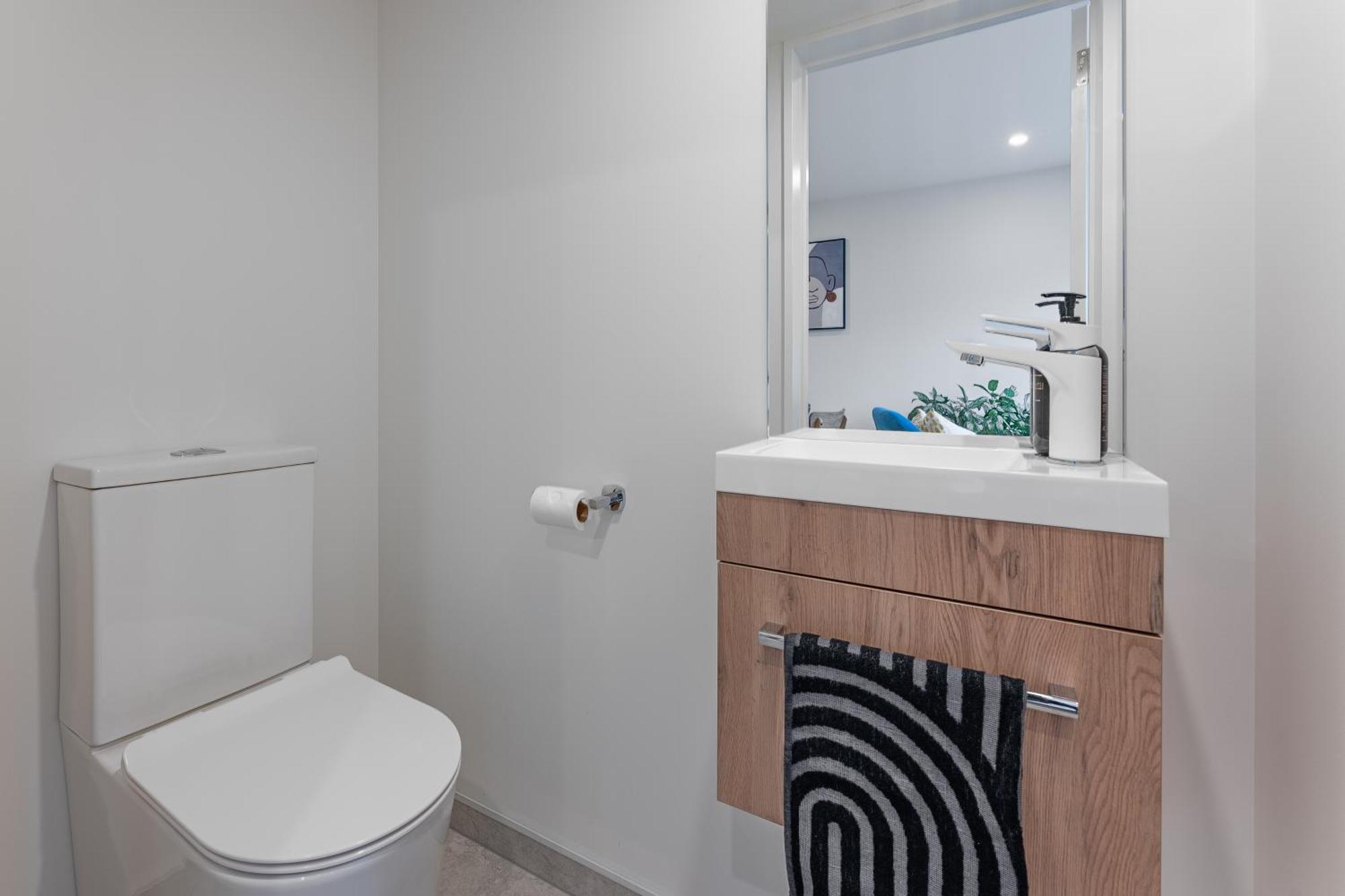 Urban Nest - Entire Townhouse And Free Parking Villa Christchurch Luaran gambar