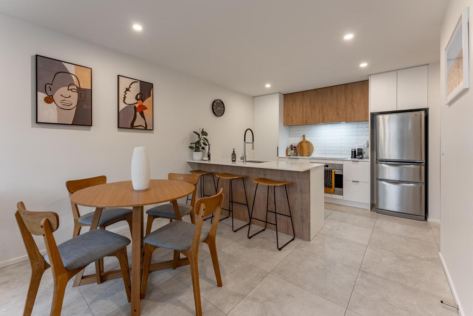 Urban Nest - Entire Townhouse And Free Parking Villa Christchurch Luaran gambar